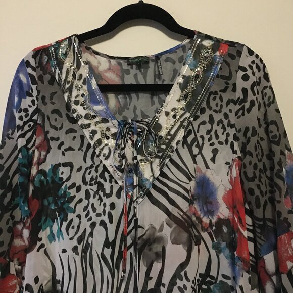 Tricotto Artsy Animal Print Womens Lace Up Bell Sleeve Cover Dress - Picture 3 of 16